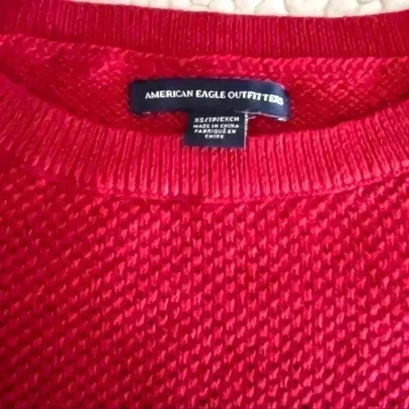 American Eagle Softest Stitchmix Red Ombre Knit Crew Neck Sweater Size XS - Picture 10 of 12